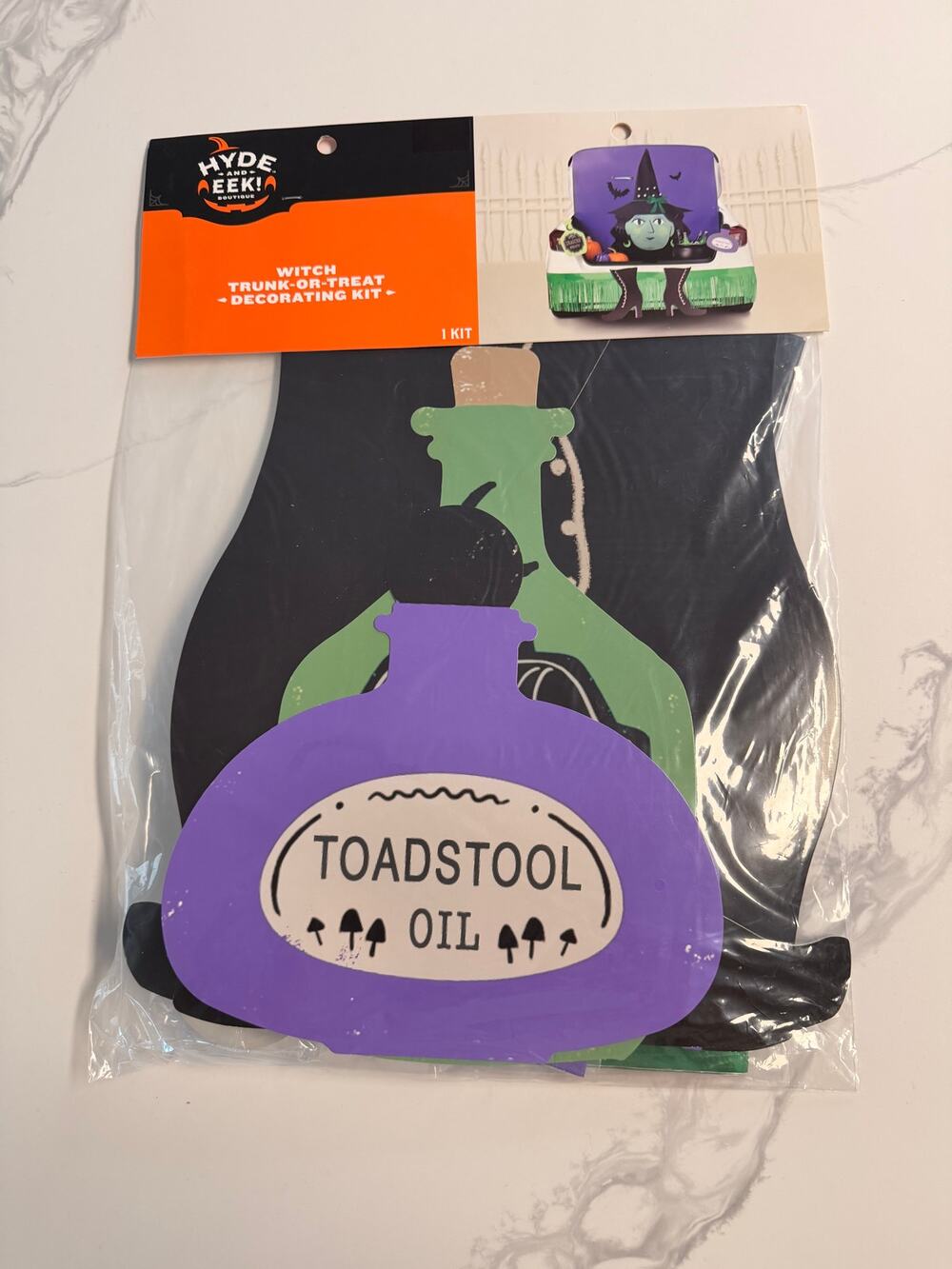 Hyde and Eek! Boutique Witch Trunk-or-Treat Decorating Kit Halloween Target